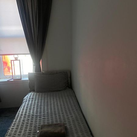 Apartmán Maze Beach Getaway Ayr Exteriér fotografie