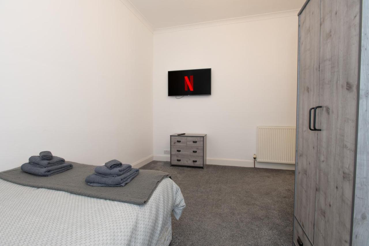 Apartmán Maze Beach Getaway Ayr Exteriér fotografie