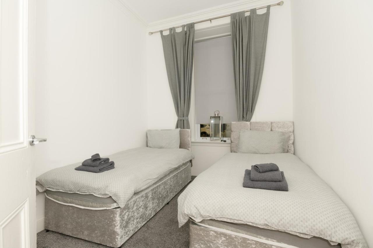 Apartmán Maze Beach Getaway Ayr Exteriér fotografie